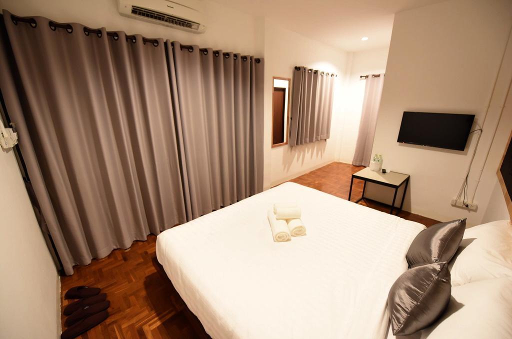 Chiang Mai Udee Hotel Exterior foto